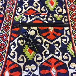 Vera Bradley Bags - Sun Valley Vera Bradley crossbody Vera Bradley Bags - Sun Valley Vera Bradley crossbody